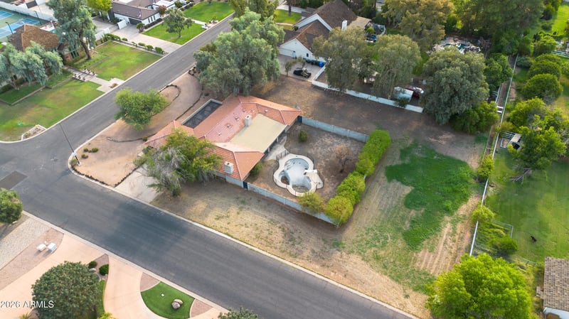 619 E Leah Ln, Gilbert, AZ 85234