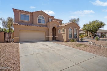619 E Palomino Way, San Tan Valley, AZ 85143