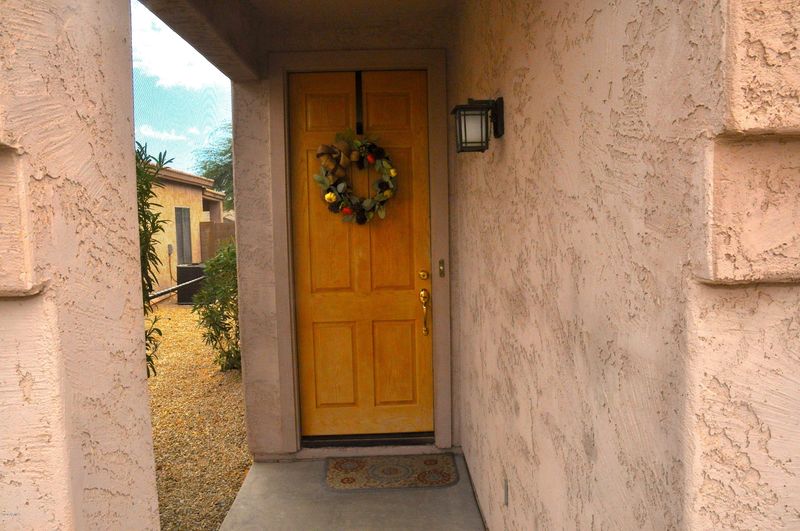 619 E Shawnee Rd, San Tan Valley, AZ 85143