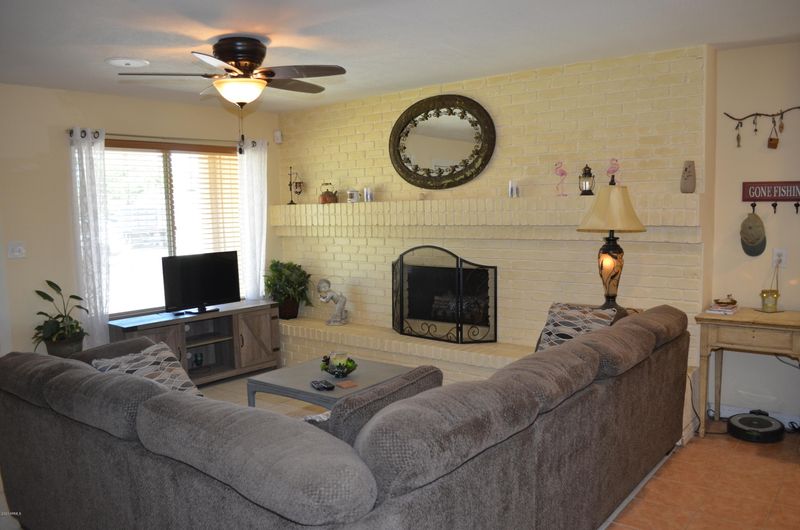 619 W Piute Ave, Phoenix, AZ 85027