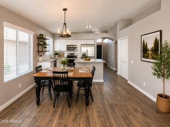 6190 Pontiac Dr, Glendale, AZ 85308