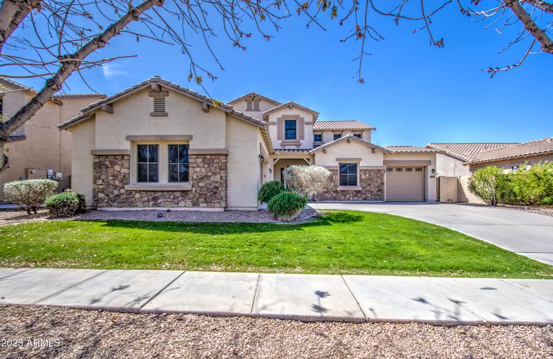6192 Claiborne Ave, Gilbert, AZ 85298
