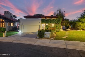 6198 28th Pl, Phoenix, AZ 85016