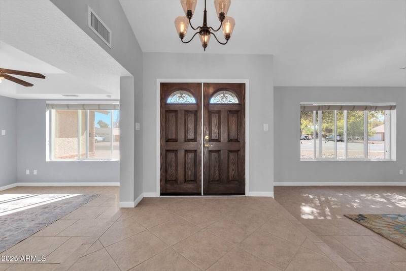 62 Secretariat Dr, Tempe, AZ 85284