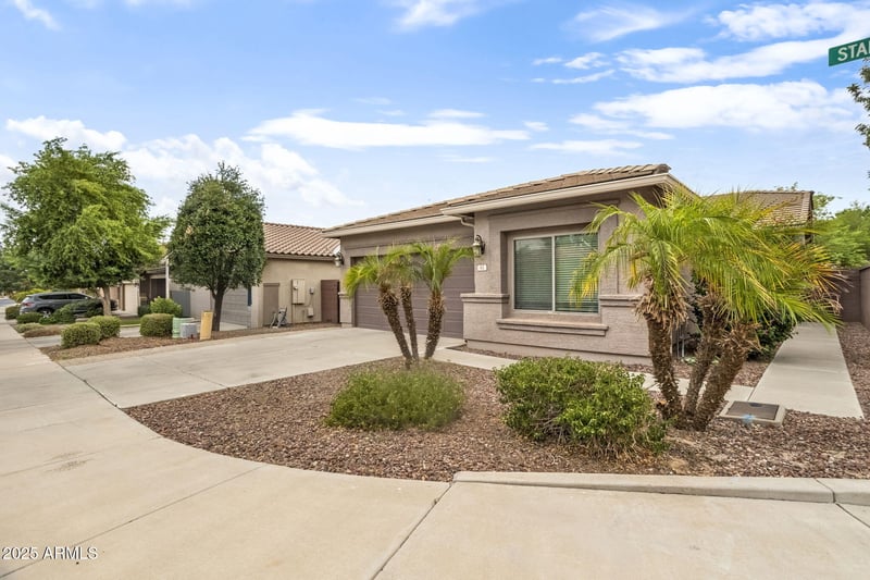 62 Stanley Ave, Queen Creek, AZ 85140
