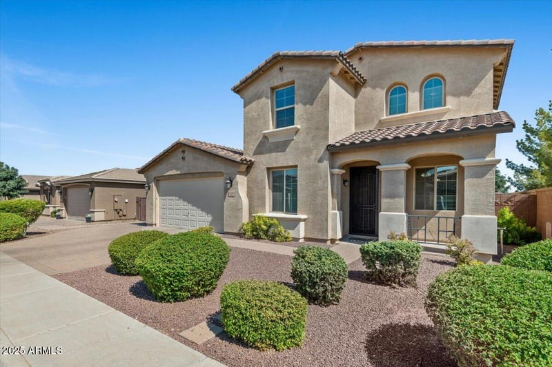 62 Hackberry Ave, Queen Creek, AZ 85140