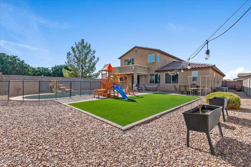 62 Hackberry Ave, Queen Creek, AZ 85140