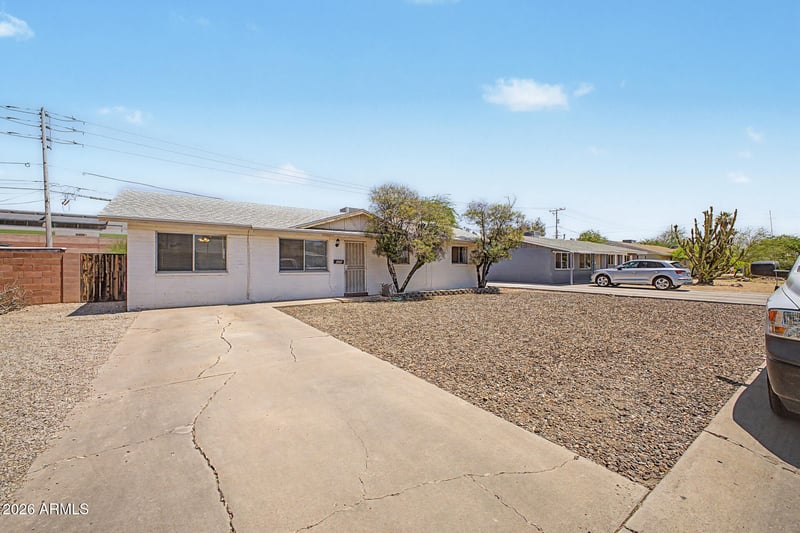 620 Vista Del Cerro Dr, Tempe, AZ 85281