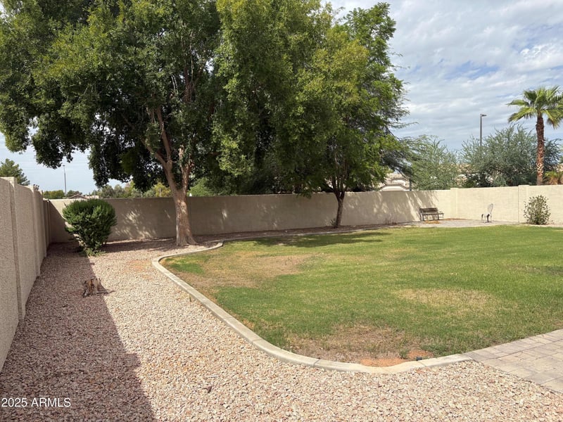 620 Hawk Cir, Gilbert, AZ 85234