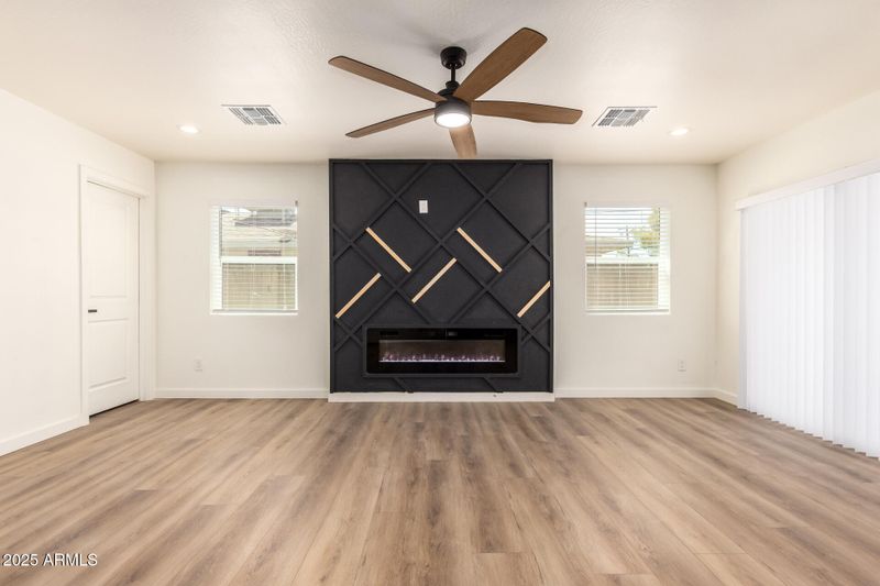 620 W Howe St, Tempe, AZ 85281