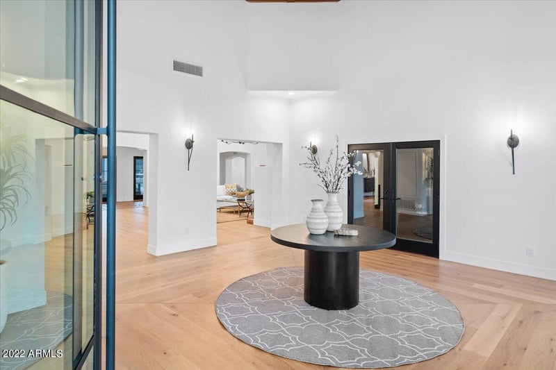620 W Lawrence Rd, Phoenix, AZ 85013