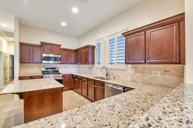 6202 E Mckellips Rd #73, Mesa, AZ 85215