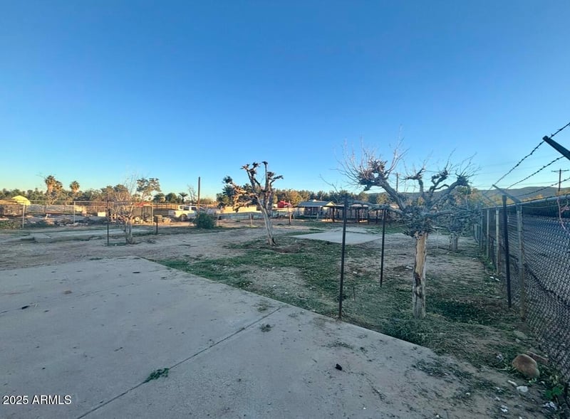 6203 26th St #9, Phoenix, AZ 85042