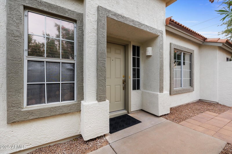6203 Sierra Morena St, Mesa, AZ 85215