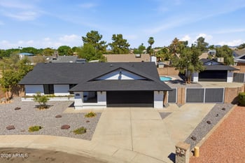 6204 Garden Dr, Glendale, AZ 85304