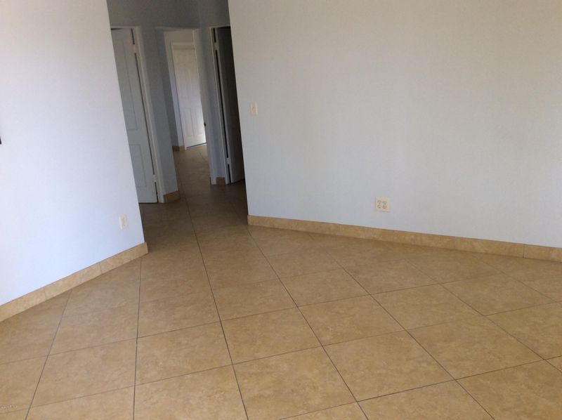 6205 N 47th Dr, Glendale, AZ 85301