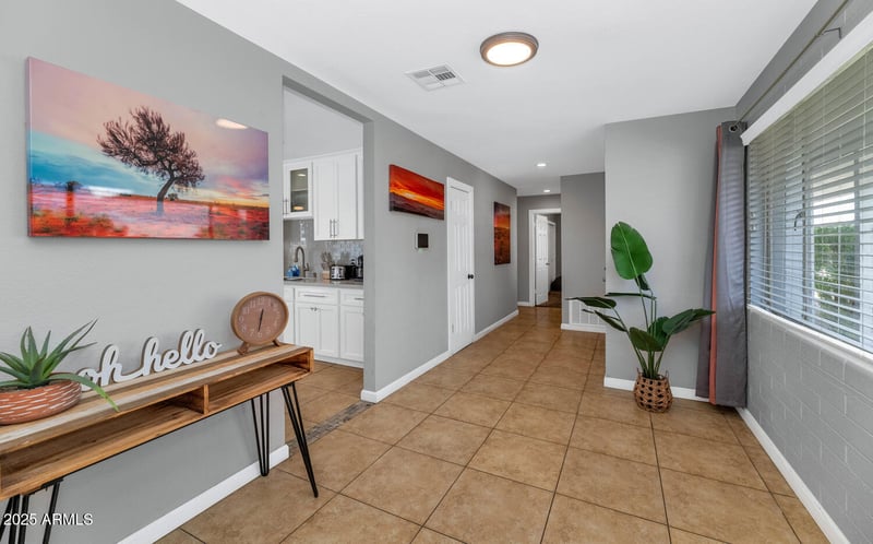 6207 Orange Dr, Glendale, AZ 85301