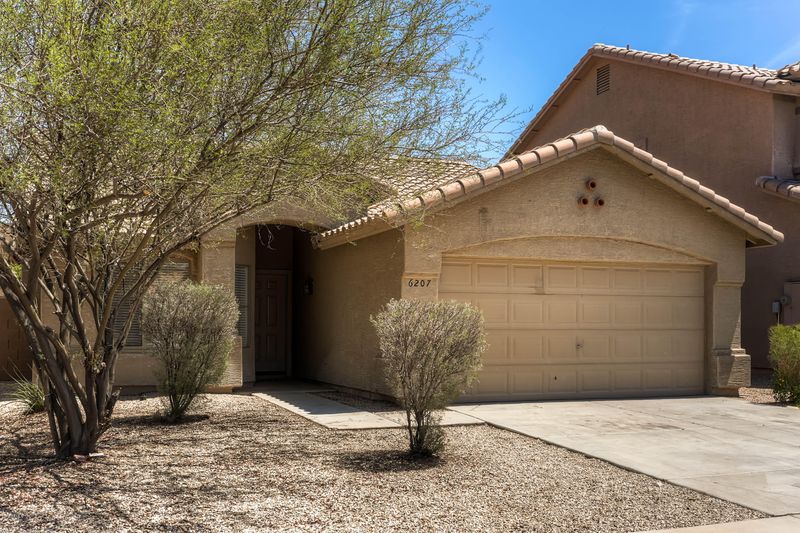 6207 S 37th Dr, Phoenix, AZ 85041