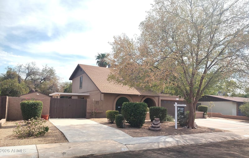 6207 W Altadena Ave, Glendale, AZ 85304