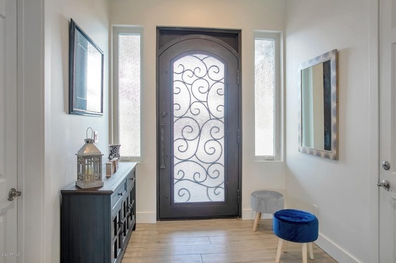 6208 E Clinton St E, Scottsdale, AZ 85254