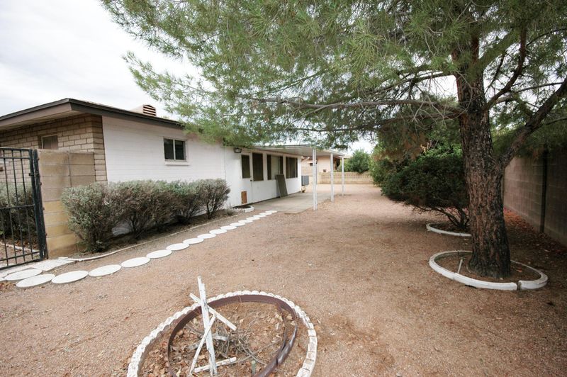 6209 E Evergreen St, Mesa, AZ 85205