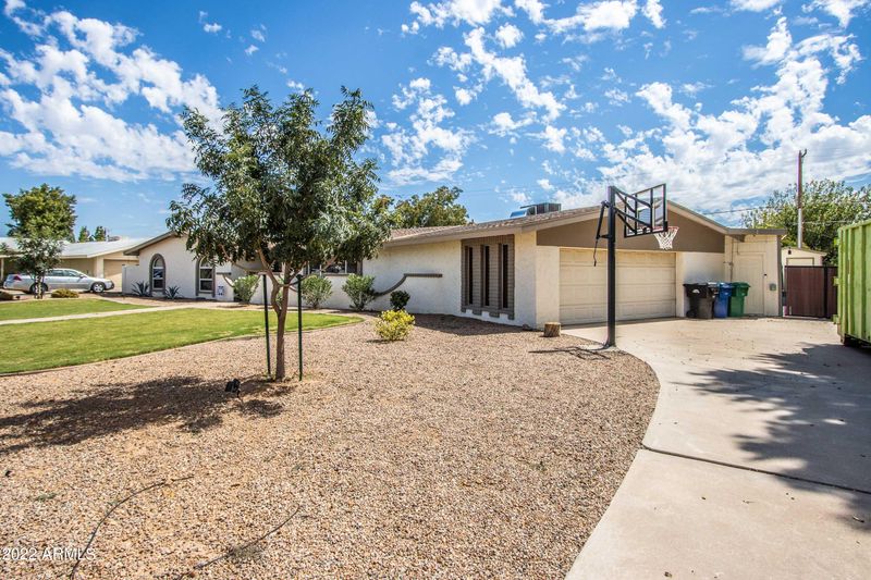 621 E Draper St, Mesa, AZ 85203