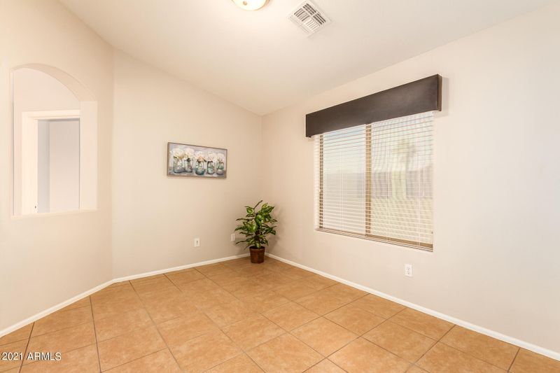 621 E Kelsi Ave, San Tan Valley, AZ 85140