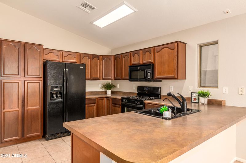 621 E Kelsi Ave, San Tan Valley, AZ 85140