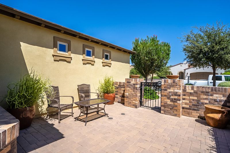 621 E Vesper Trl, Queen Creek, AZ 85140