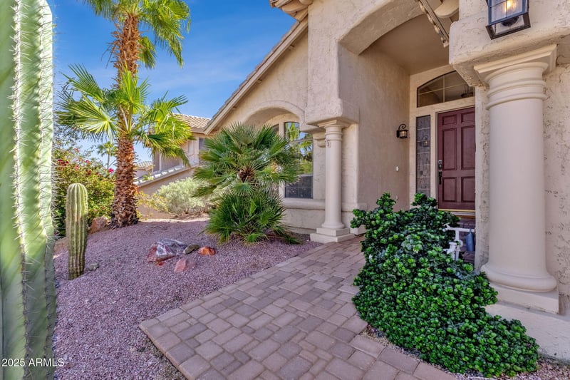 621 Goldenrod St, Phoenix, AZ 85048