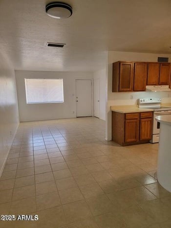 621 Papago Dr, Tempe, AZ 85288