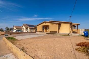 621 S 4th St, Avondale, AZ 85323