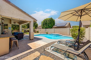 6210 W Julie Dr, Glendale, AZ 85308
