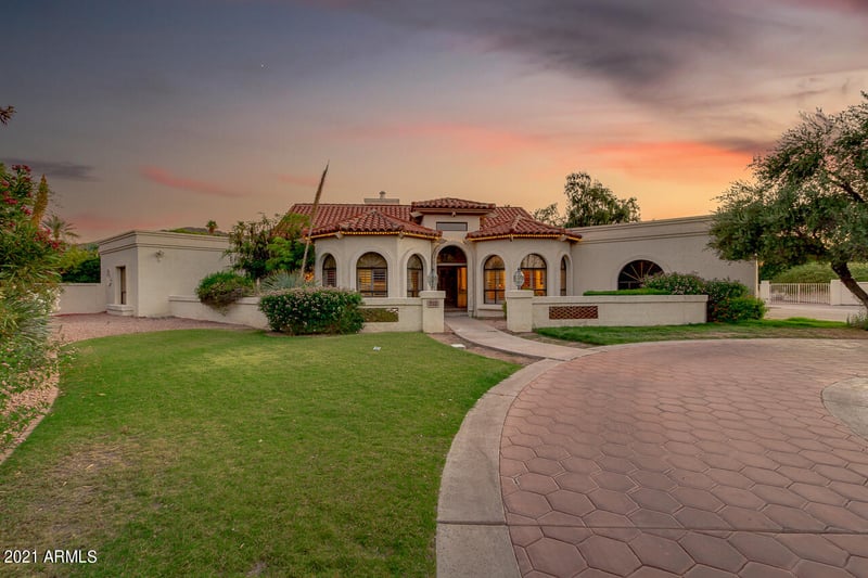 6211 E Huntress Dr, Paradise Valley, AZ 85253