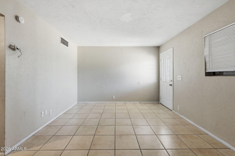 6211 S 21st St, Phoenix, AZ 85042