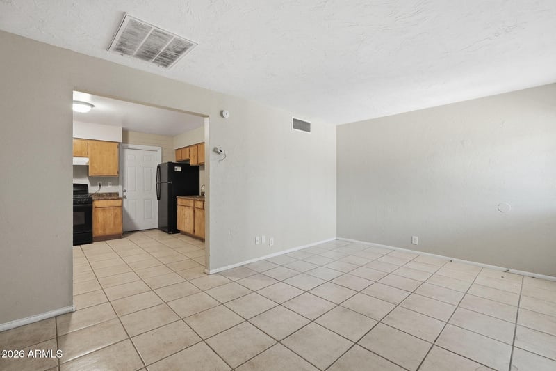 6211 S 21st St, Phoenix, AZ 85042