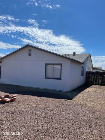 6212 Tierra Buena Ln, Glendale, AZ 85306