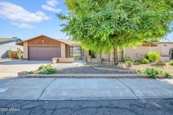 6213 Corrine Dr, Glendale, AZ 85304