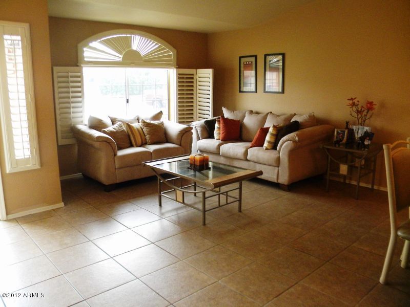 6213 E Gary St, Mesa, AZ 85205