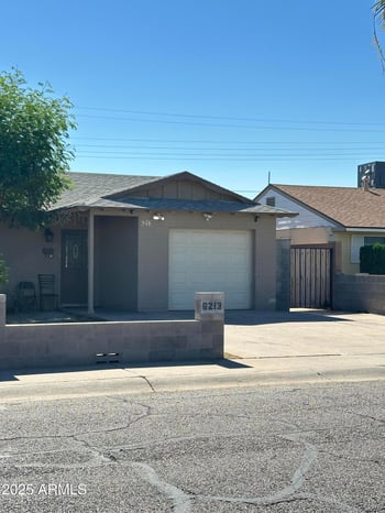 6213 Earll Dr, Phoenix, AZ 85033