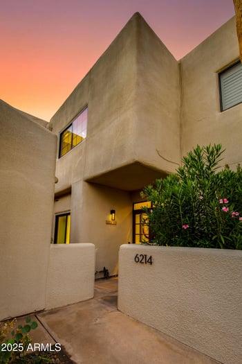 6214 30th Pl, Phoenix, AZ 85016