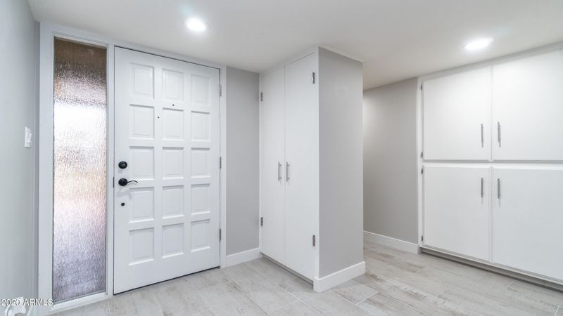 6214 E Avalon Dr, Scottsdale, AZ 85251