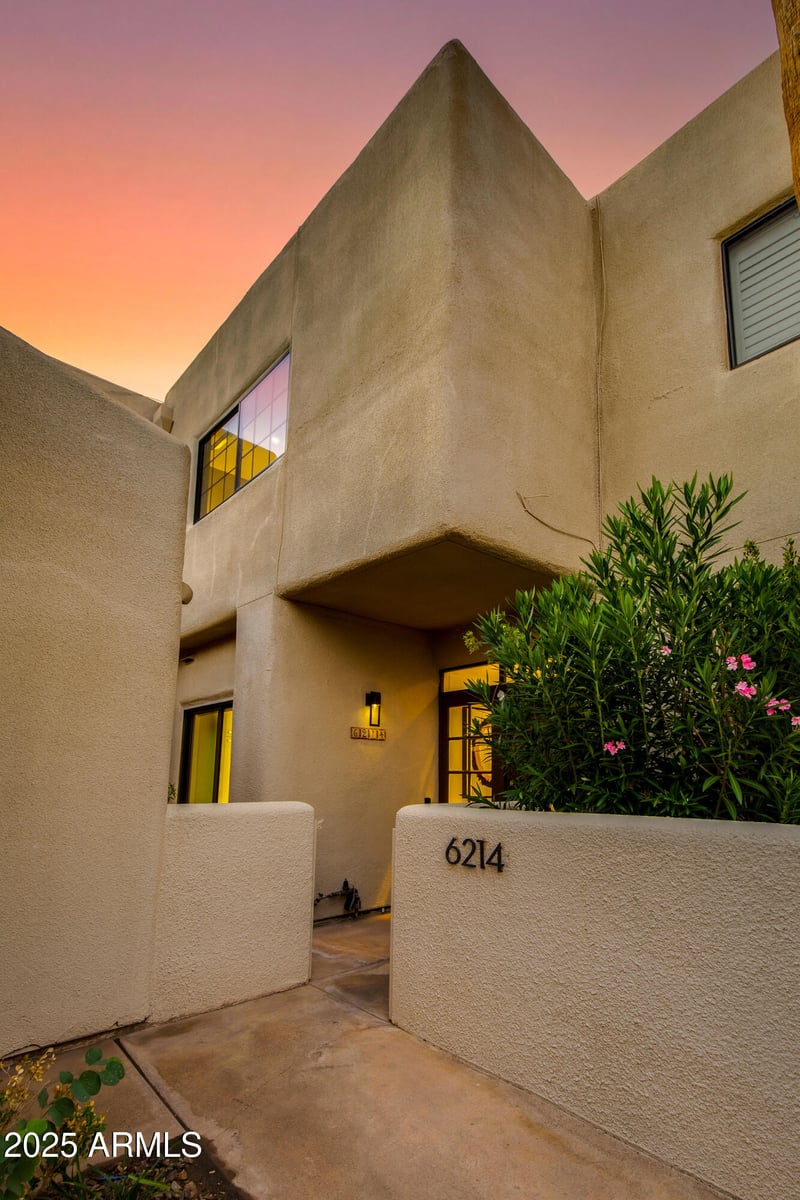 6214 30th Pl, Phoenix, AZ 85016