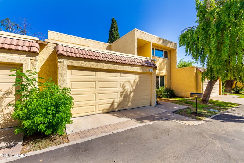 6215 21st Dr, Phoenix, AZ 85015