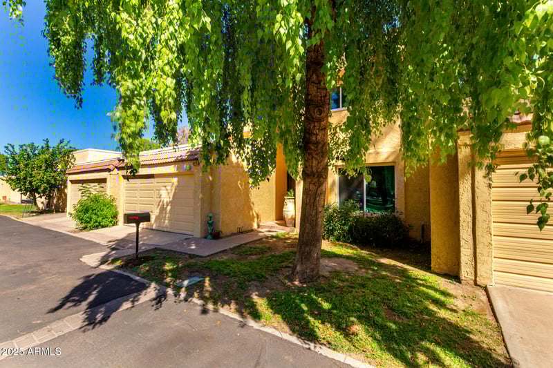 6215 21st Dr, Phoenix, AZ 85015
