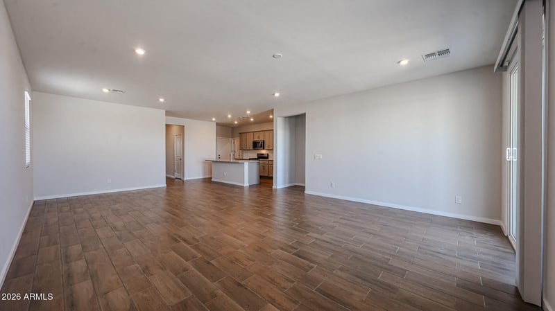 6215 E Crockett Way, San Tan Valley, AZ 85144