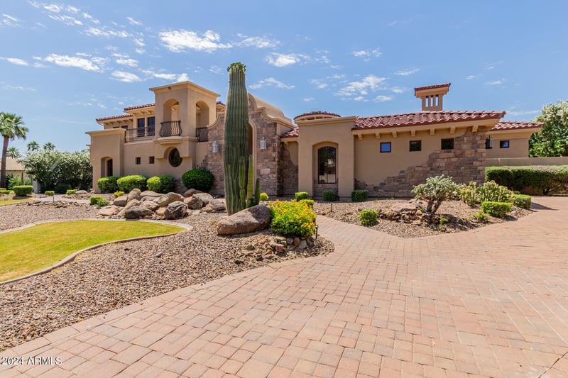 6215 Turquoise Ave, Paradise Valley, AZ 85253