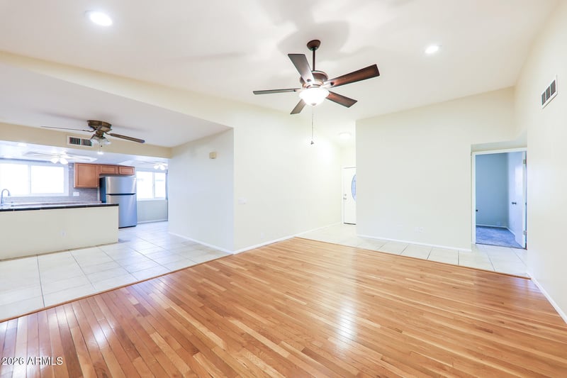 6215 W Carol Ann Way, Glendale, AZ 85306