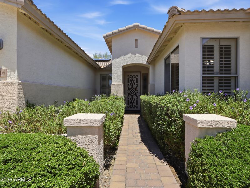 6216 W Hedgehog Pl, Phoenix, AZ 85083
