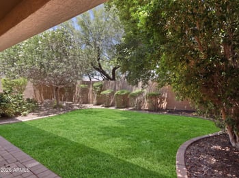6216 W Hedgehog Pl, Phoenix, AZ 85083